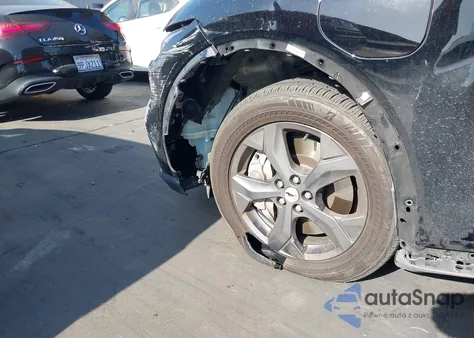 2023 Ford Mustang Mach-E Select z USA, uszkodzony, nr VIN 3FMTK1RM5PMA30178